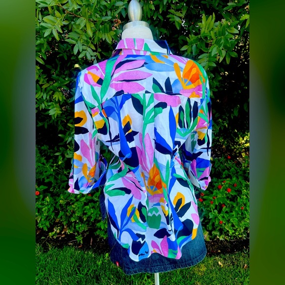Chico's Multicolor Floral 🌸Button Down Shirt - Picture 5 of 6